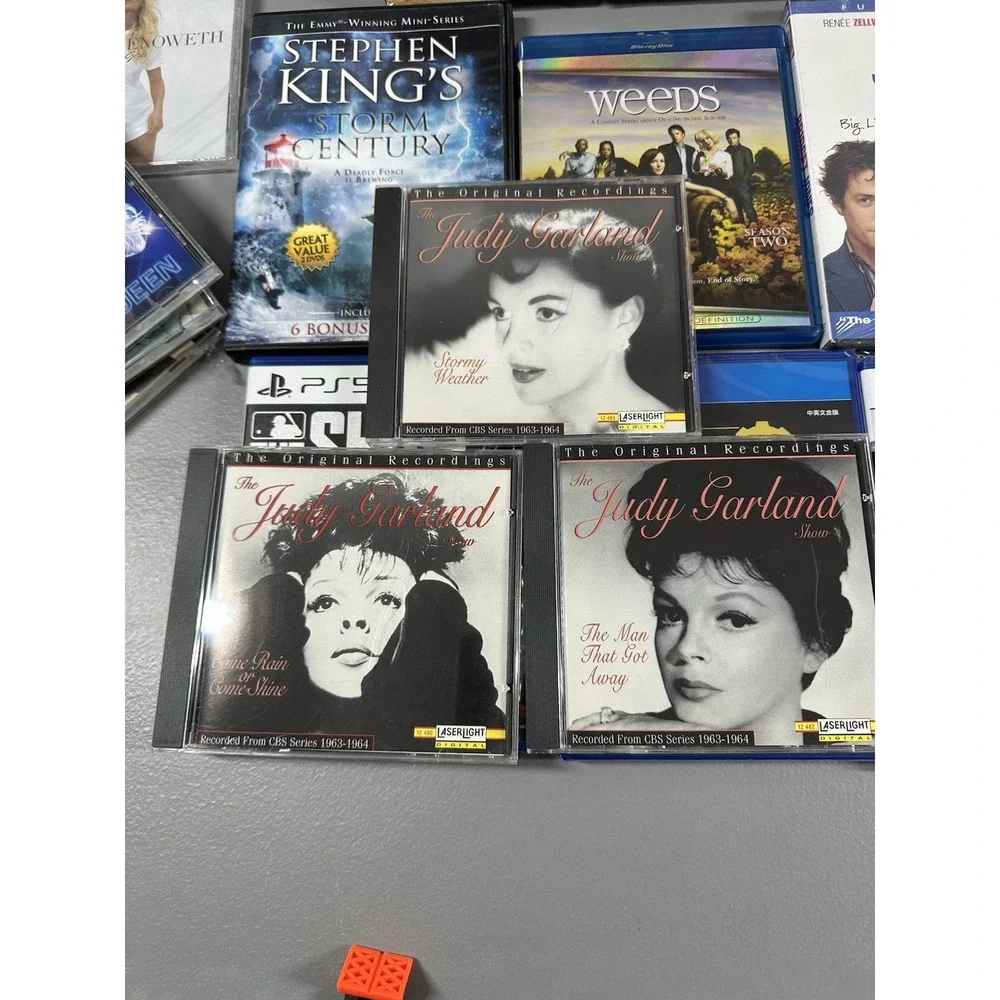 Media Bundle CDs DVD Video Games VHS Movies PC Music‎ Reseller Lot